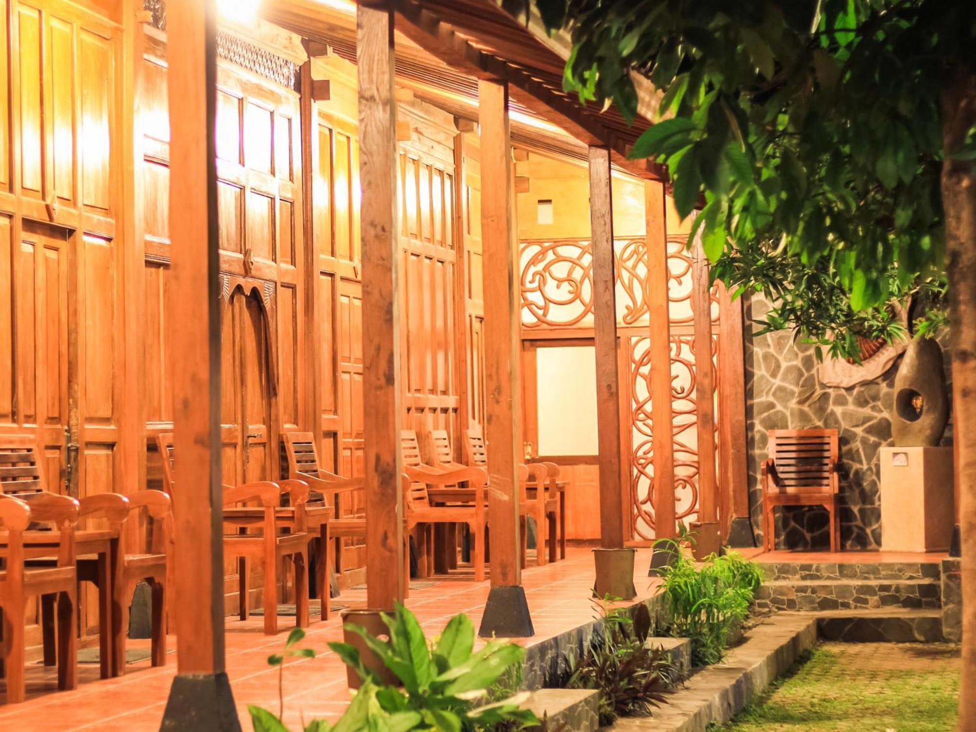 Pendhapa Art Space - Pas Limasan Homestay Prawirotaman 外观 照片